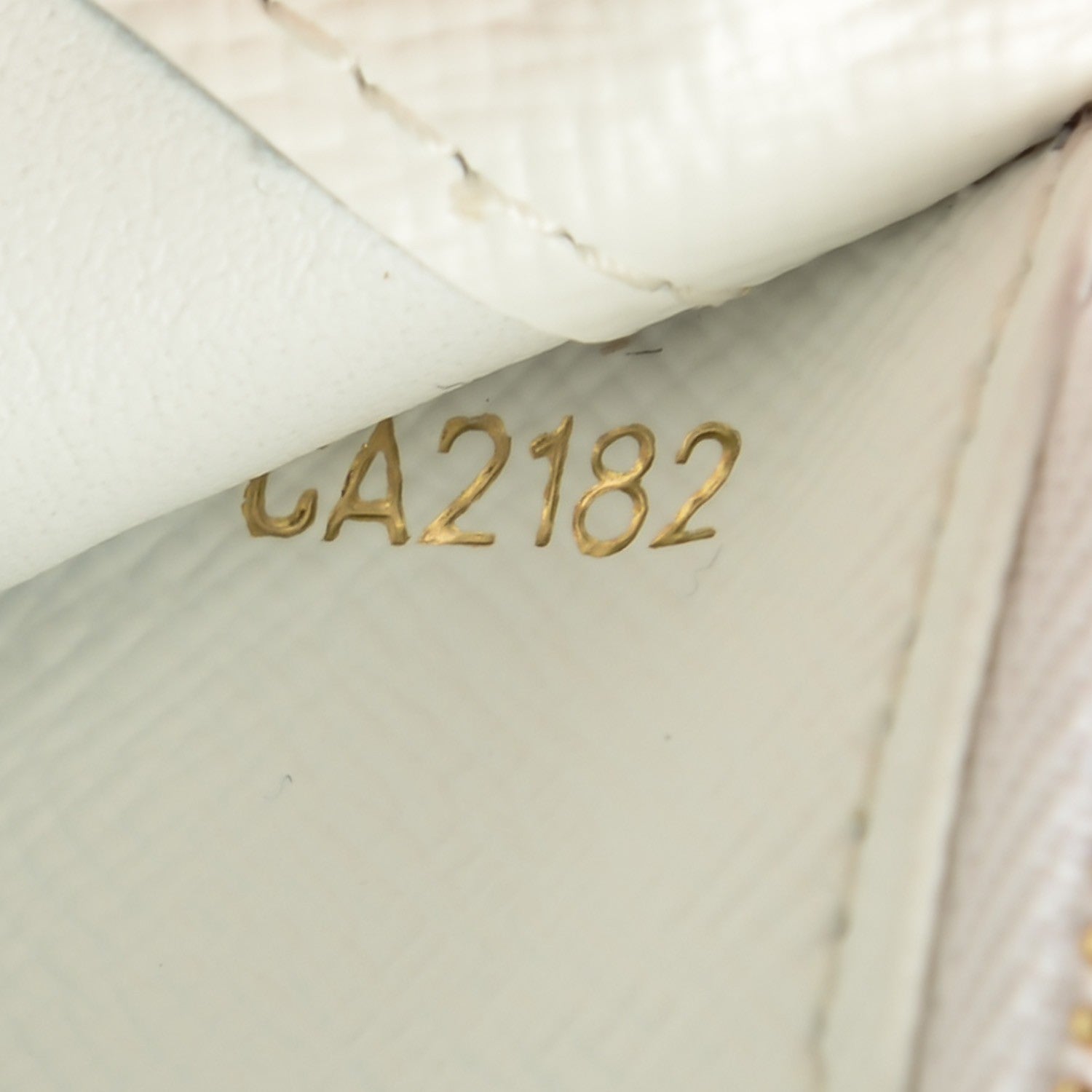 Louis Vuitton Monogram Kusama Waves Insolite Wallet White 8 of 8