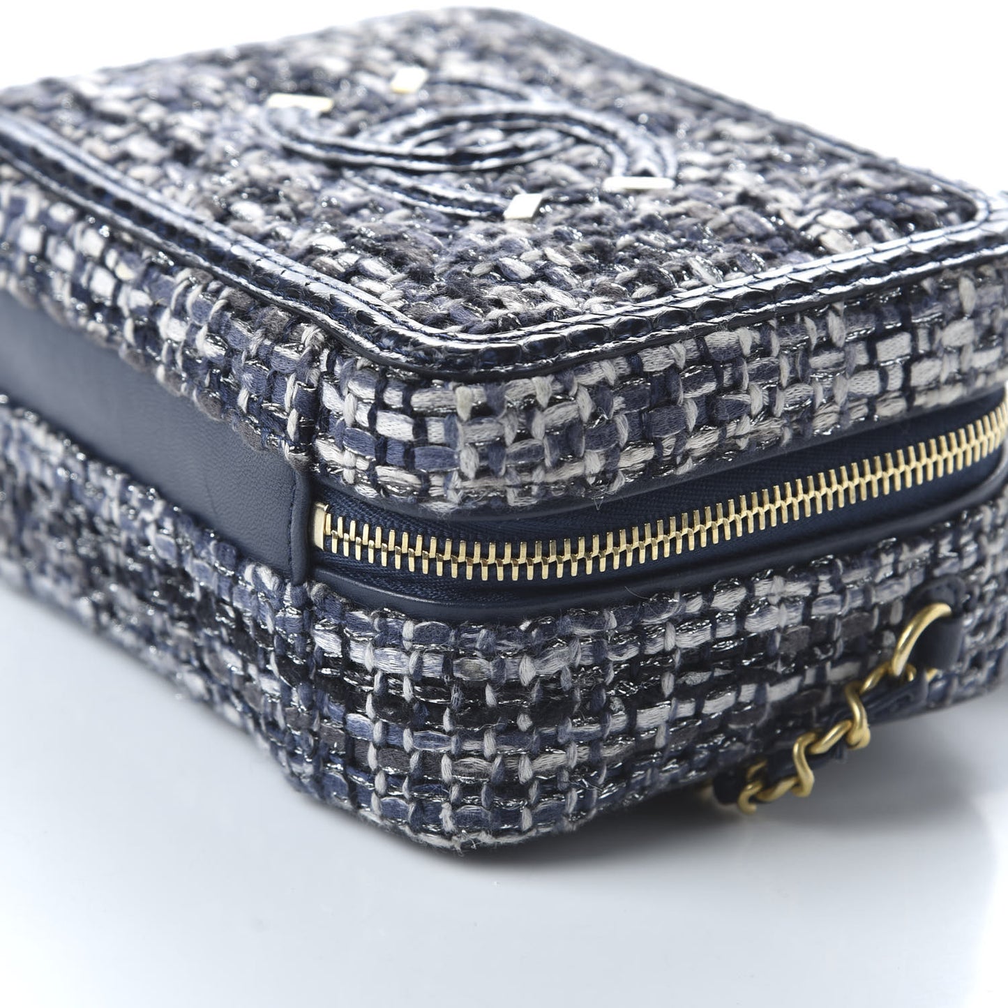 Tweed Snakeskin Quilted Small CC Filigree Vanity Case Black Ecru Silver