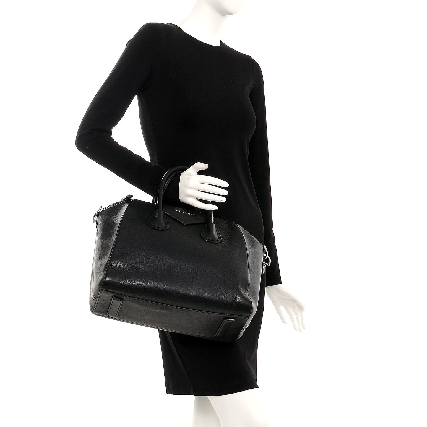 Sugar Goatskin Medium Antigona Black