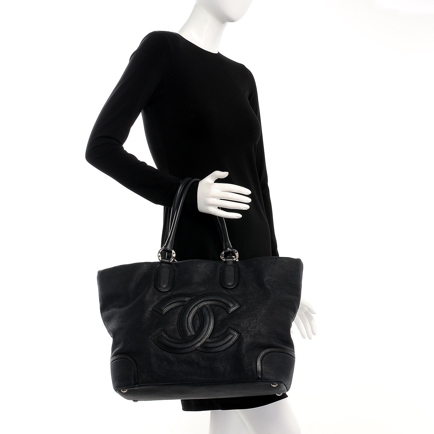 Chanel Washed Calfskin Tote Black 2 of 8