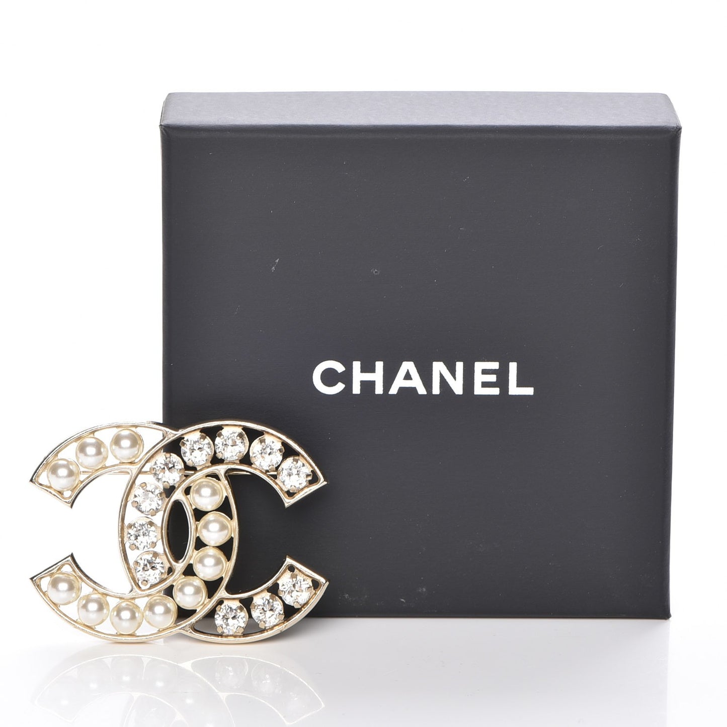 Pearl Crystal CC Brooch Gold