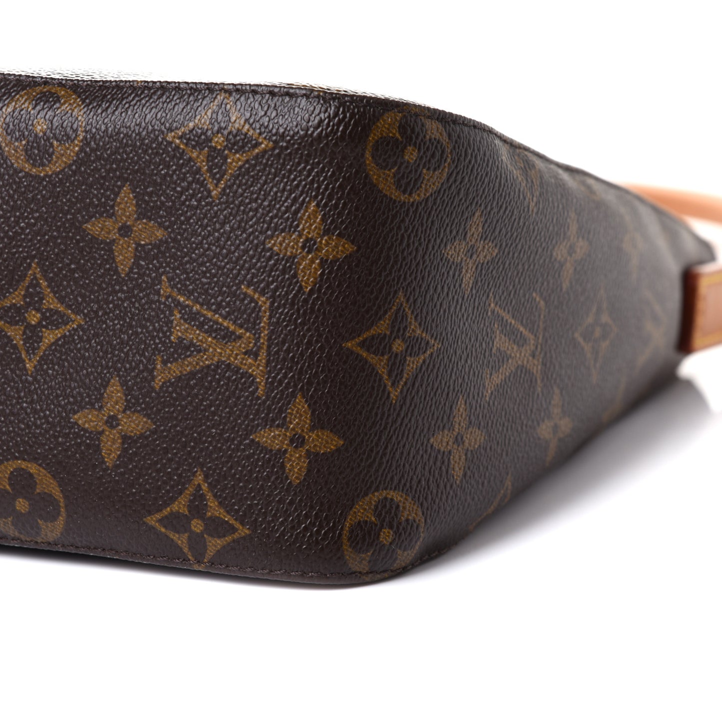 Monogram Looping MM