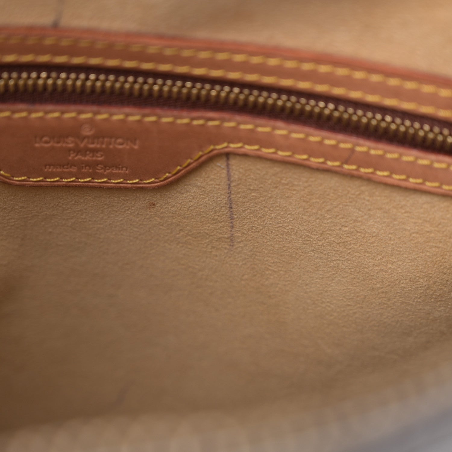 Louis Vuitton Monogram Looping GM 7 of 10