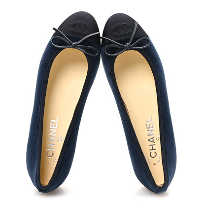 Chanel Velvet Grosgrain Cap Toe CC Ballerina Flats 37.5 Navy Black 2 of 10