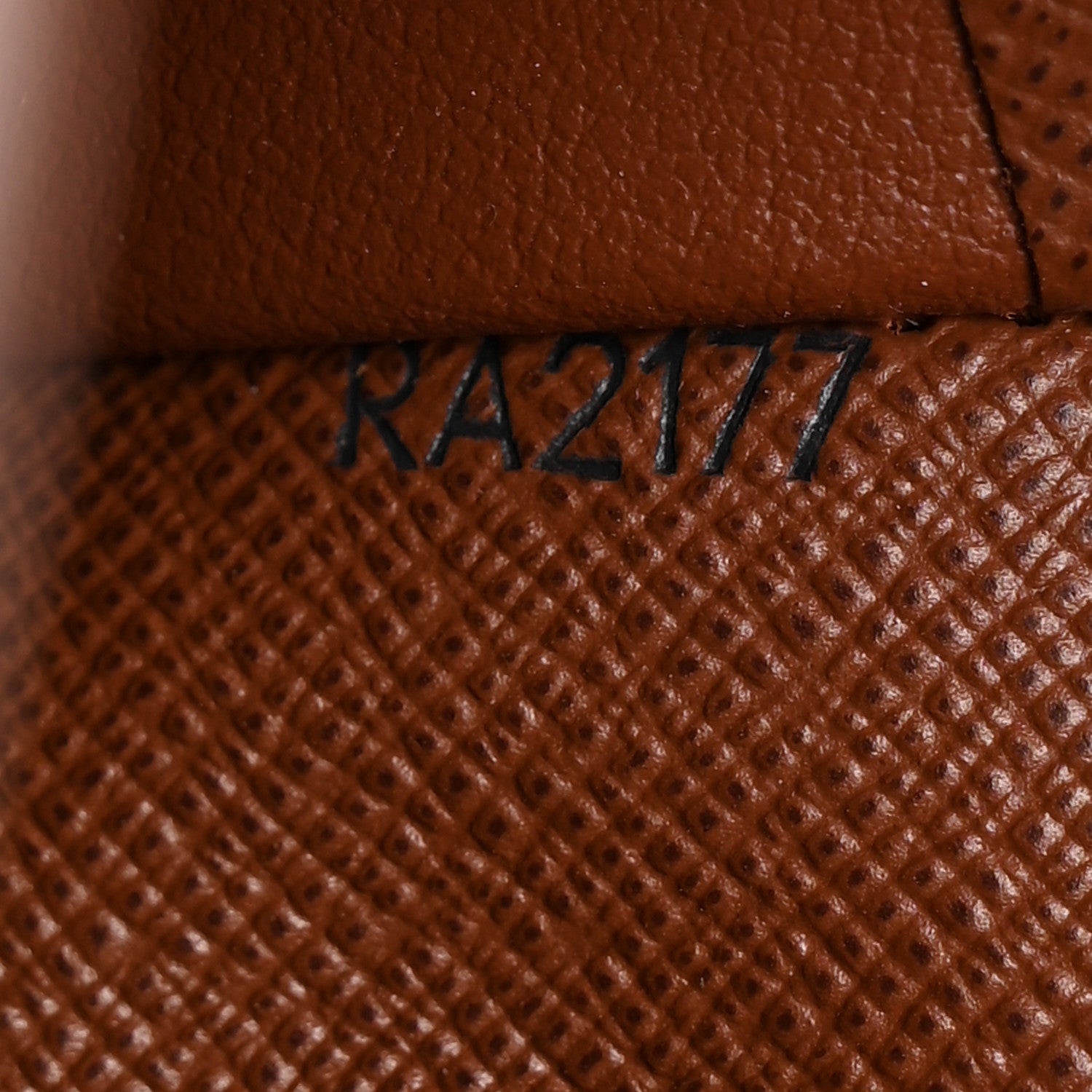 Louis Vuitton Monogram Large Ring Agenda Cover 7 of 7