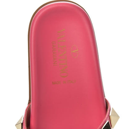 Valentino Garavani Pebbled Calfskin Macro Rockstud Lock Slide Sandals 35.5 Deep Fuxia 6 of 8