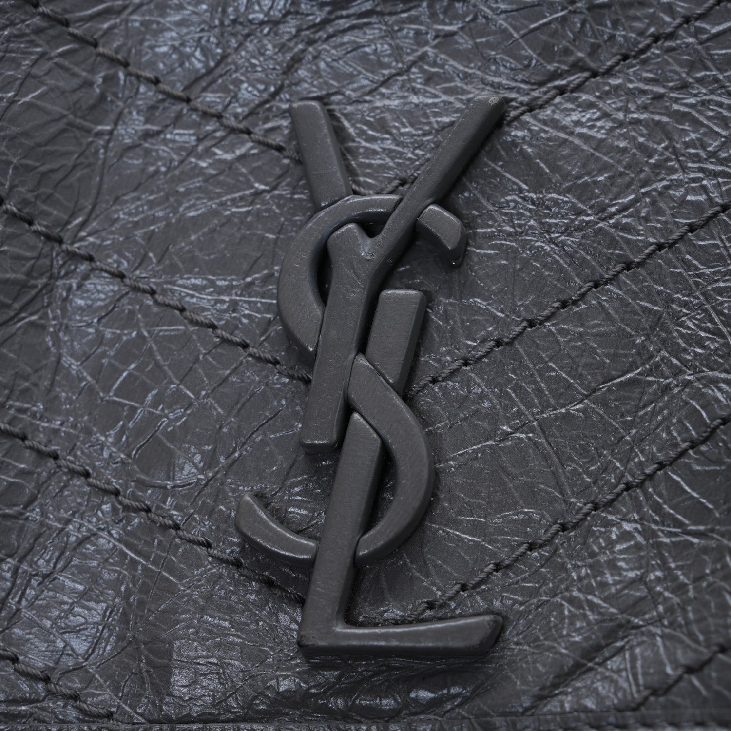 Saint Laurent Crinkled Calfskin Matelasse Monogram Large Niki Chain Satchel Fog 11 of 13
