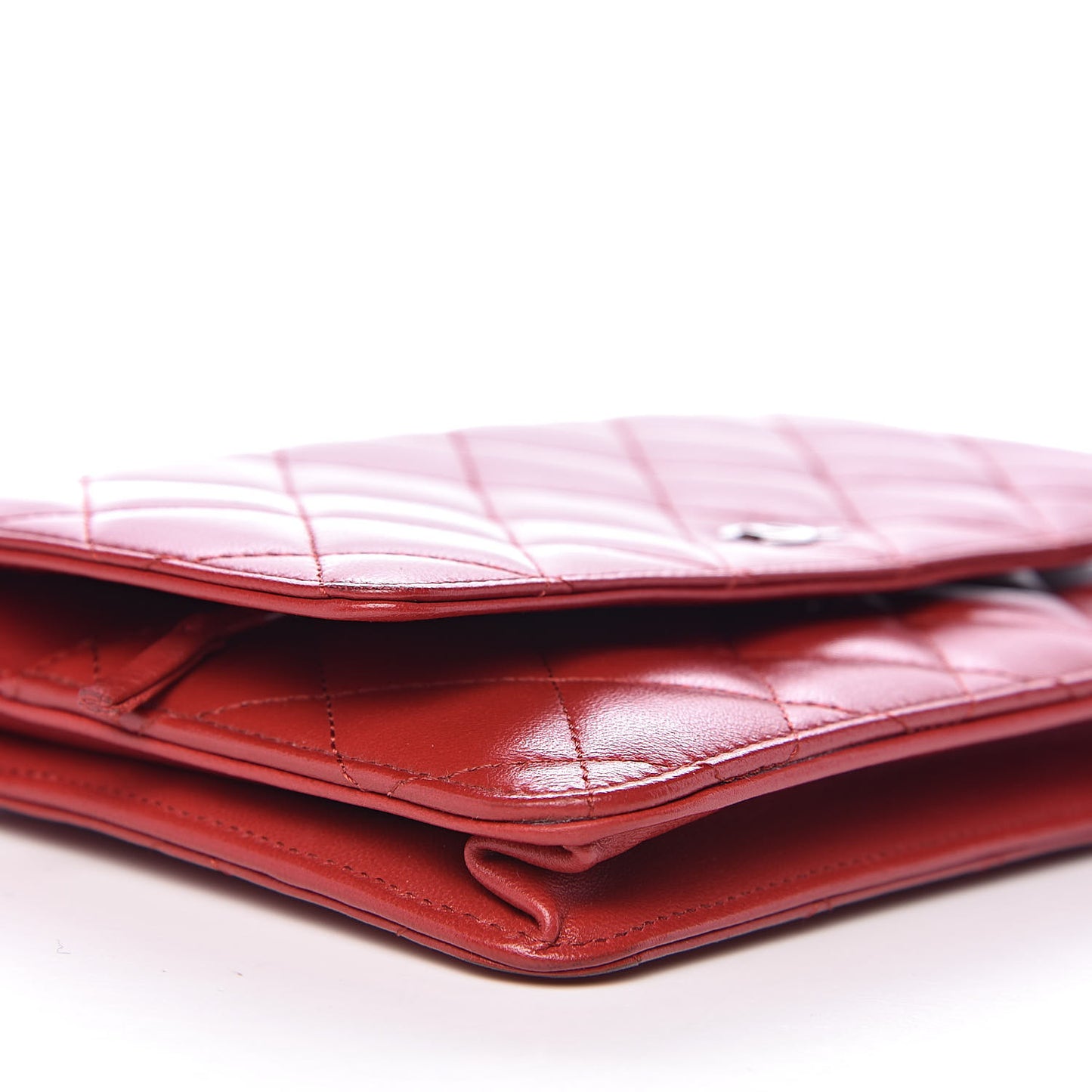 Lambskin Quilted Wallet On Chain WOC Red