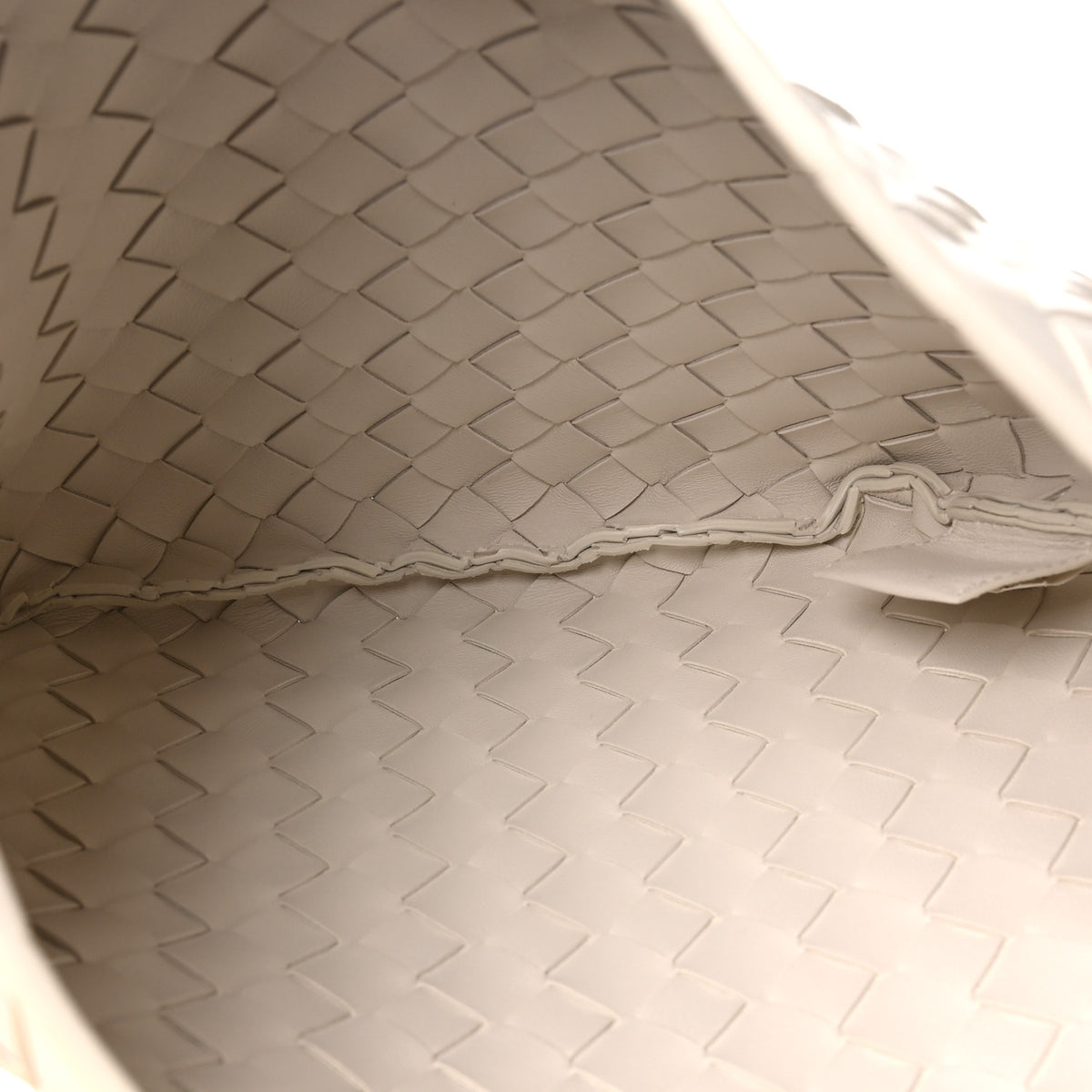 Nappa Intrecciato Sardine Bag Chalk