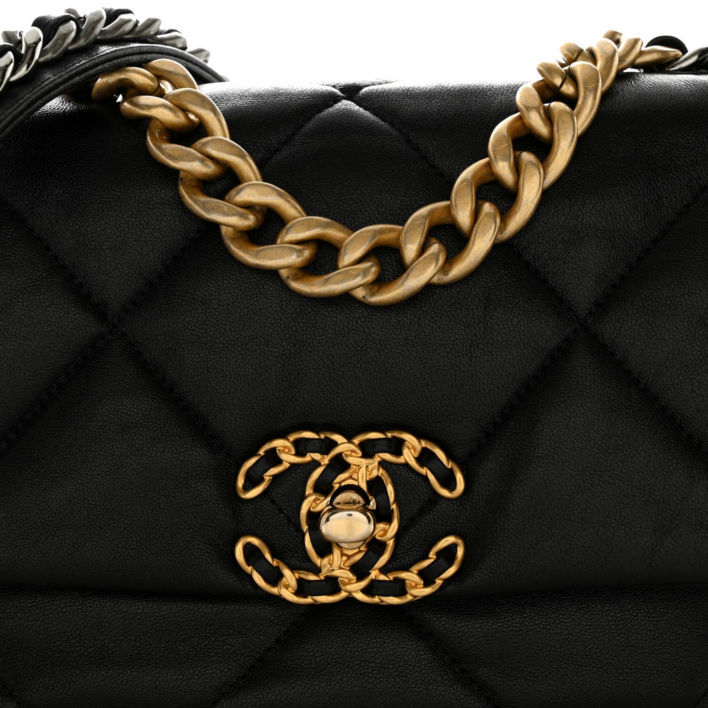 Shiny Goatskin Quilted Medium Chanel 19 Flap Black