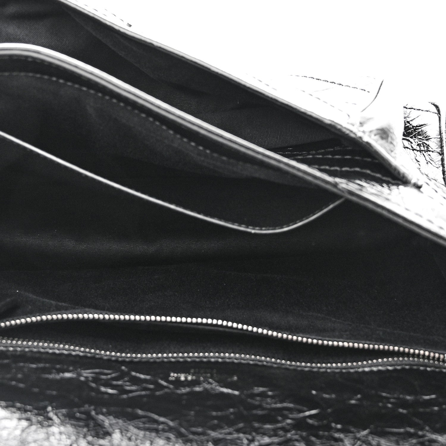 Saint Laurent Crinkled Calfskin Matelasse Monogram Medium Niki Chain Satchel Black 4 of 8
