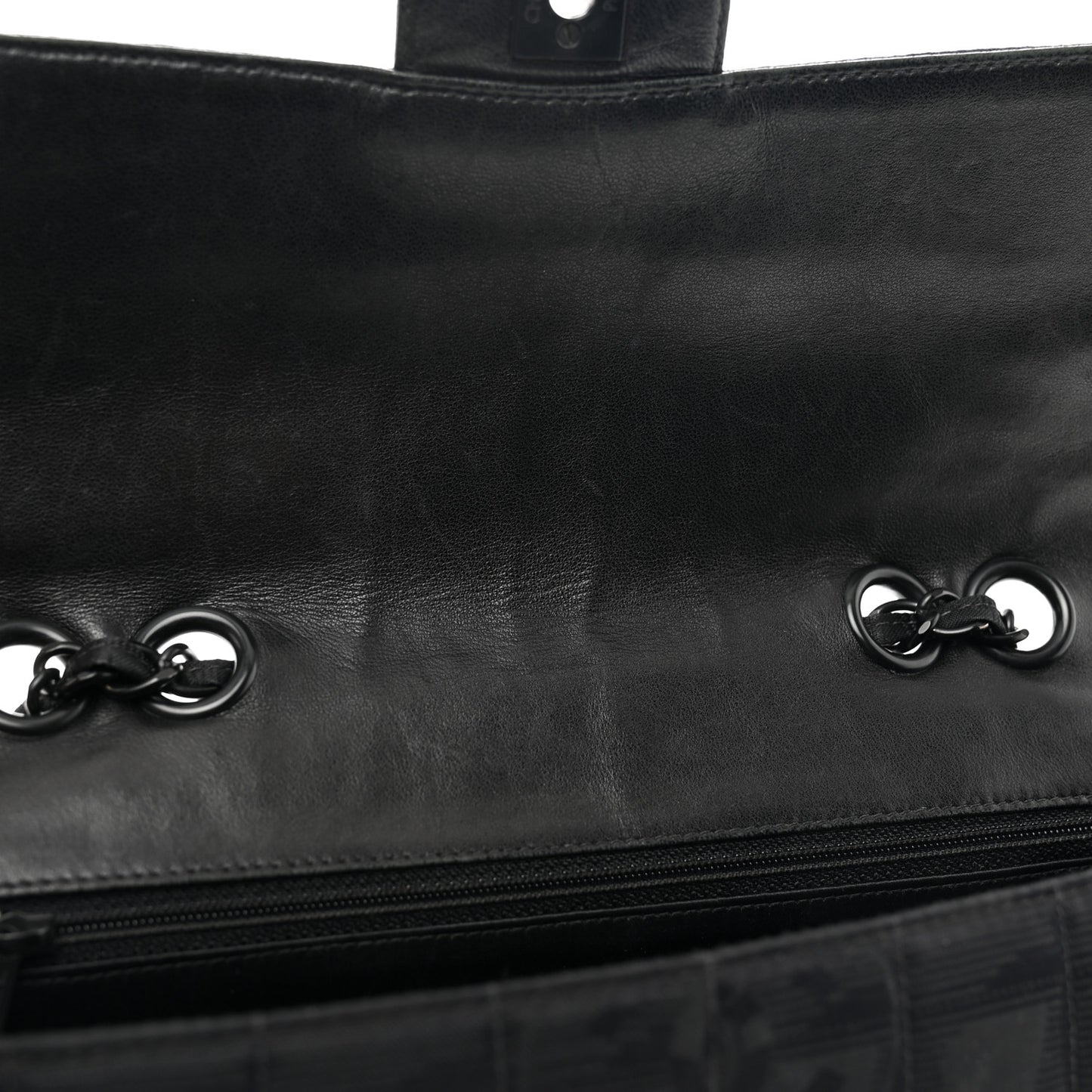 Nylon Medium Travel Flap Black