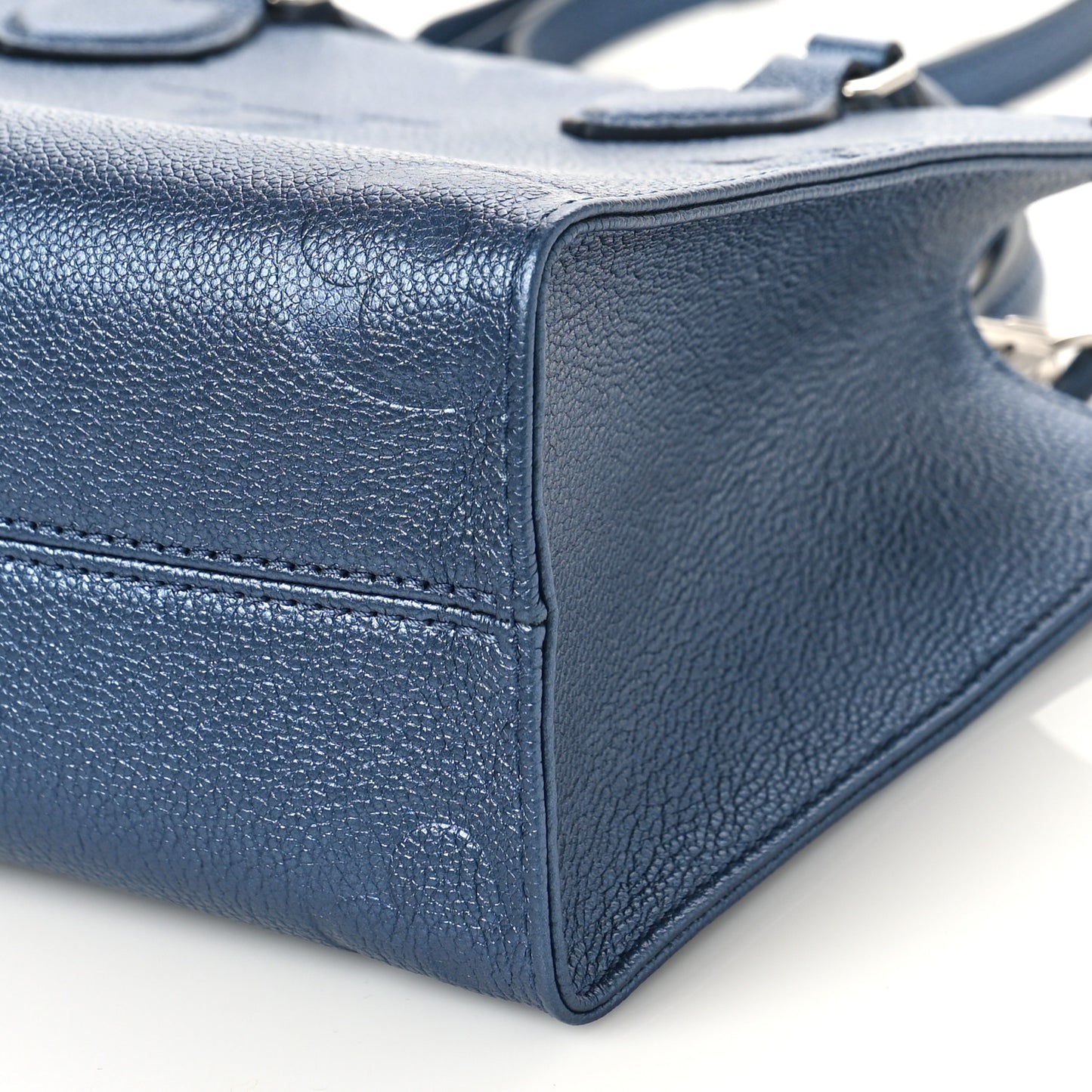 Metallic Empreinte Monogram Giant Onthego PM Navy Nacre
