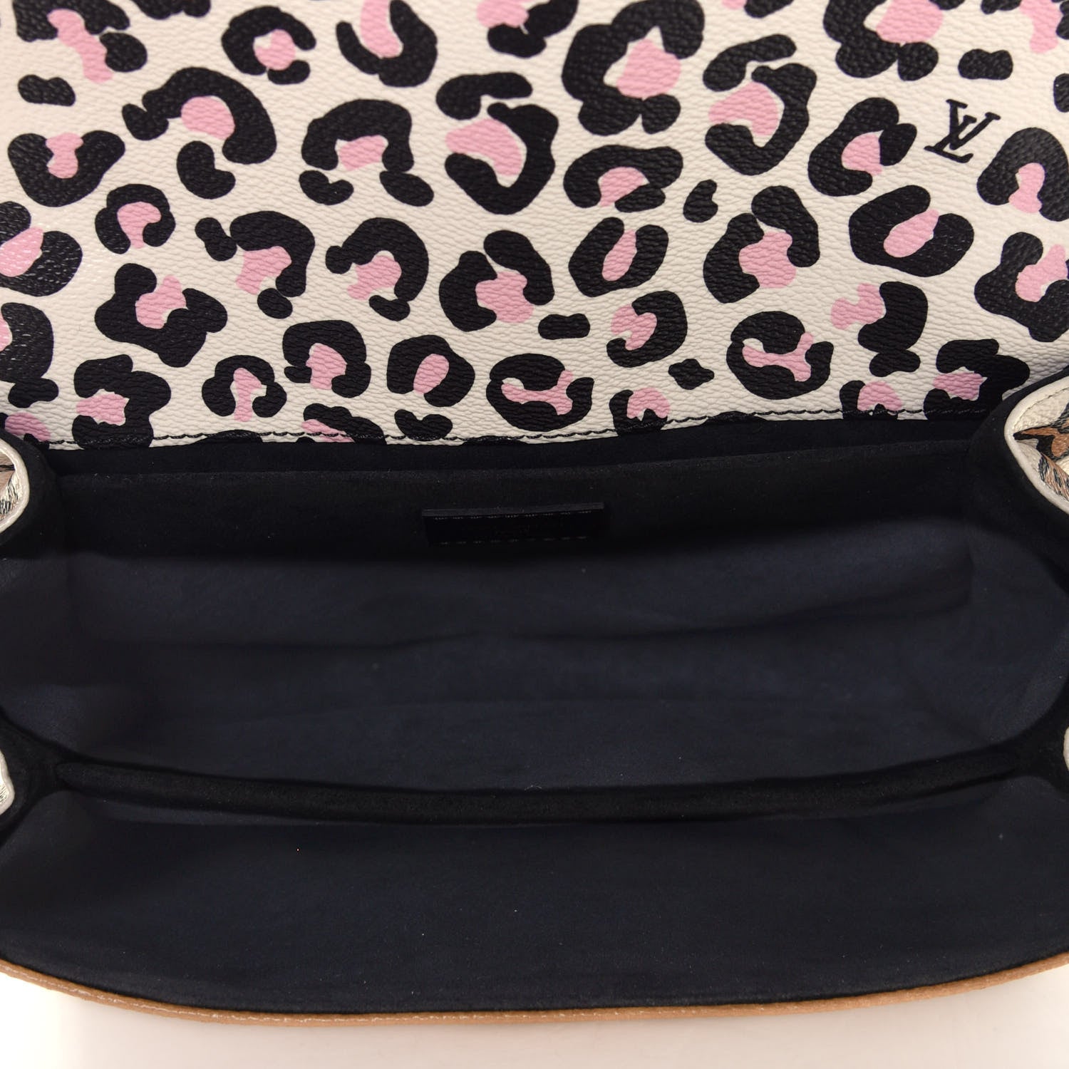 Louis Vuitton Monogram Giant Wild At Heart Pochette Metis Arizona 4 of 4