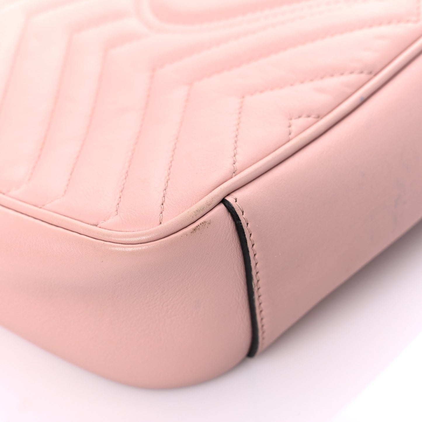 Calfskin Matelasse Small GG Marmont Shoulder Bag Perfect Pink