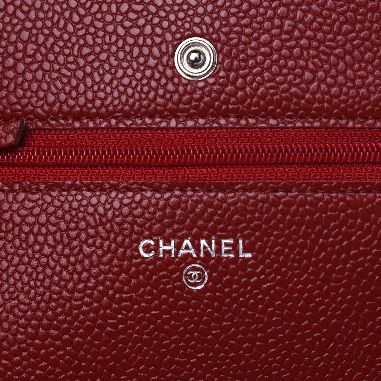 Caviar Quilted Wallet on Chain WOC Red