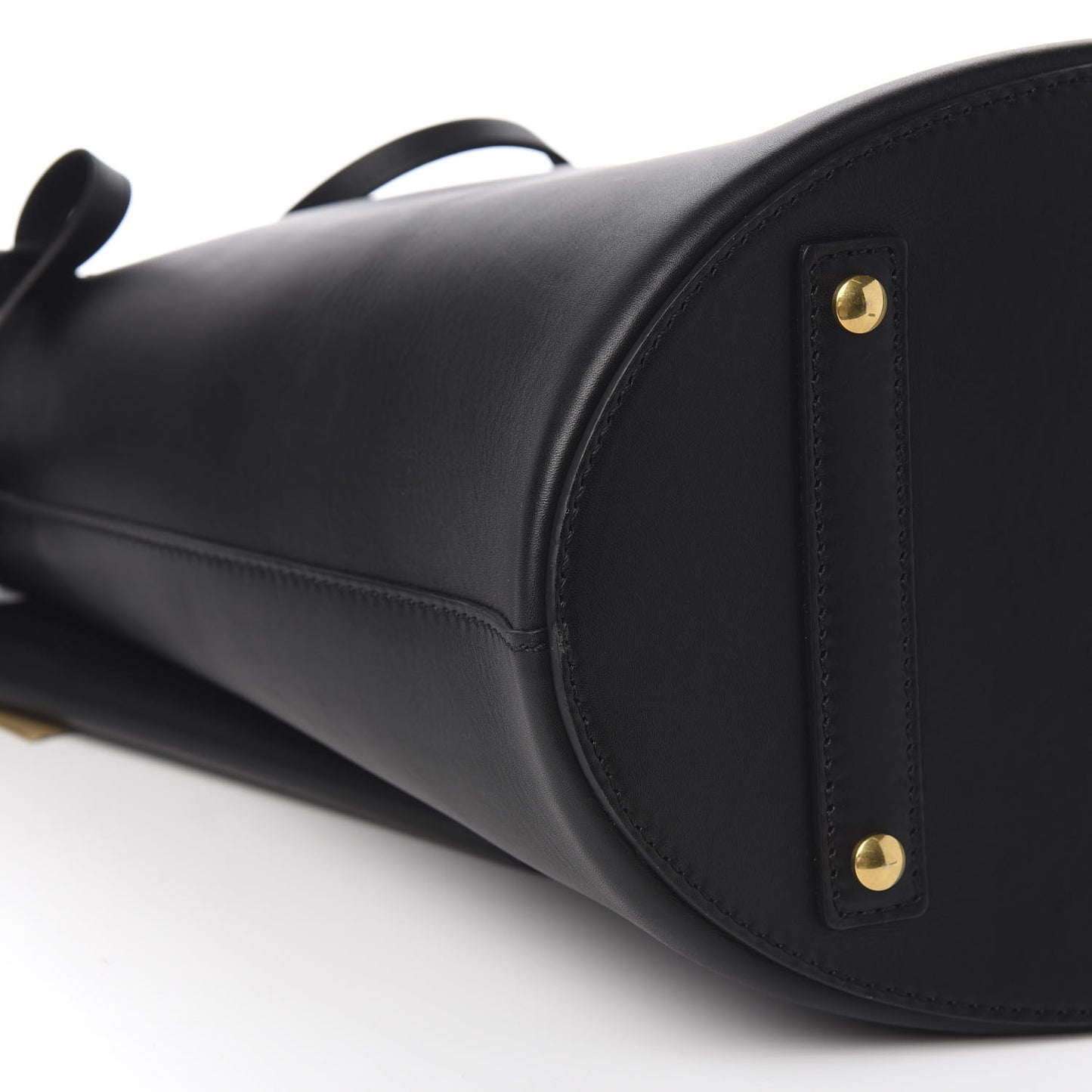 Supple Calfskin Large Bucket Black