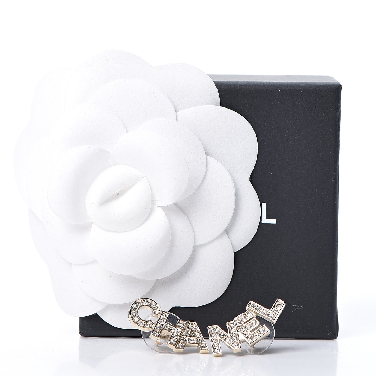 Crystal Pearl Signature Stud Earrings Gold