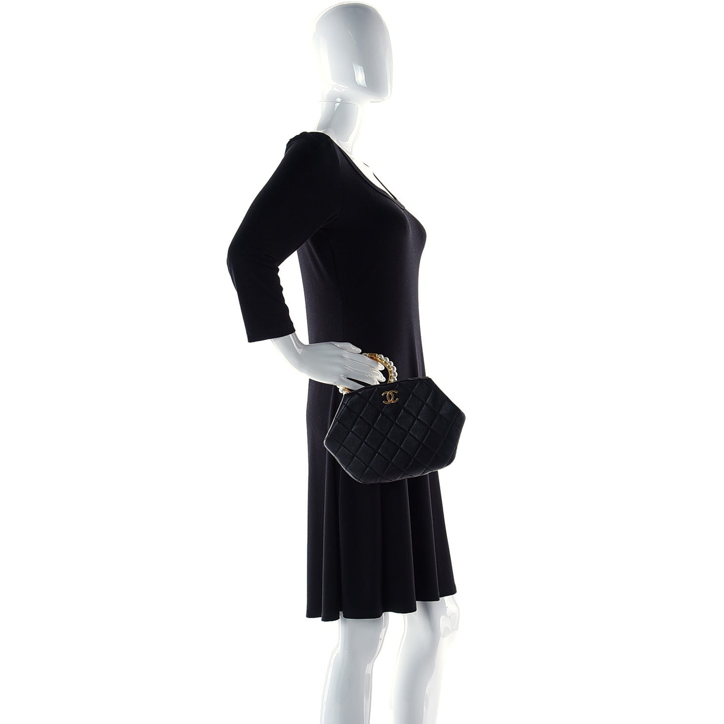 Lambskin Quilted Pearl Crown Clutch Bag Black