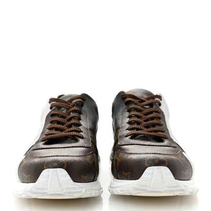 Louis Vuitton Monogram Mix Mens Run Away Sneakers 10 Ebene 3 of 10