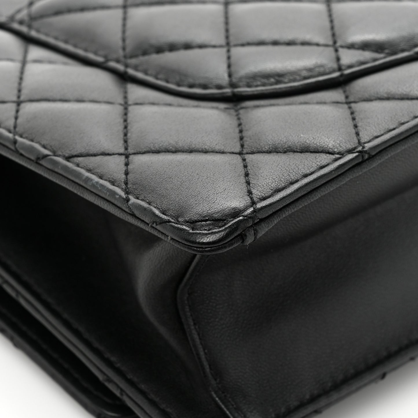 Lambskin Quilted Fantasy Pearl Flap Black