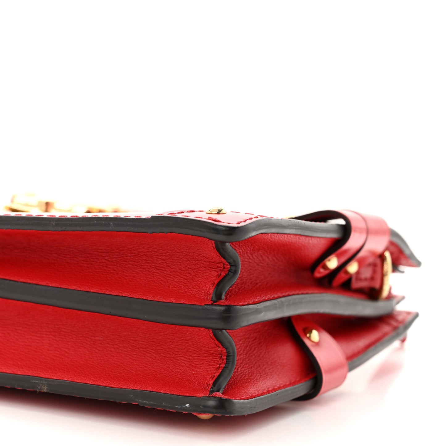 Vernis Trunk Clutch Cherry