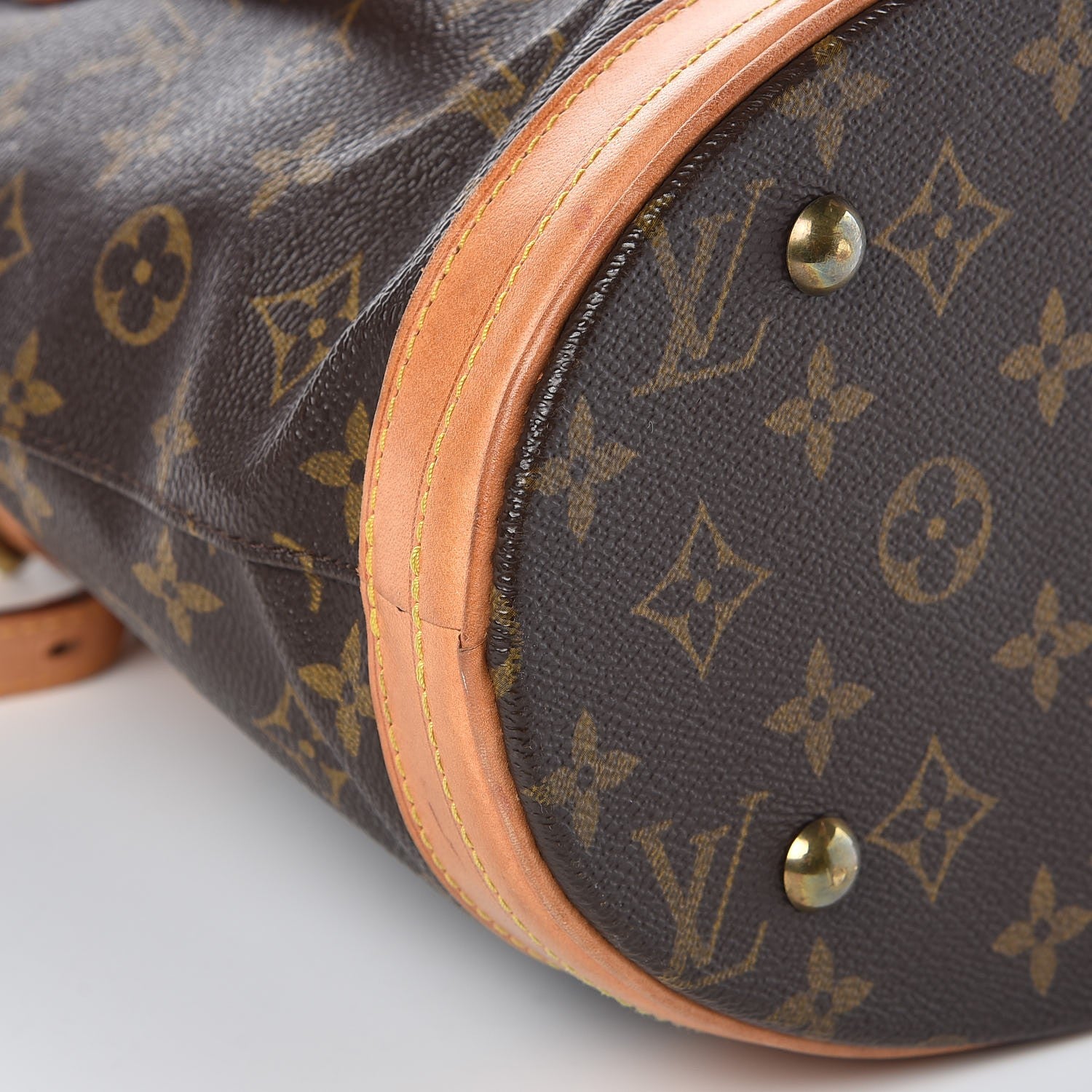 Louis Vuitton Monogram Petit Bucket 23 12 of 14