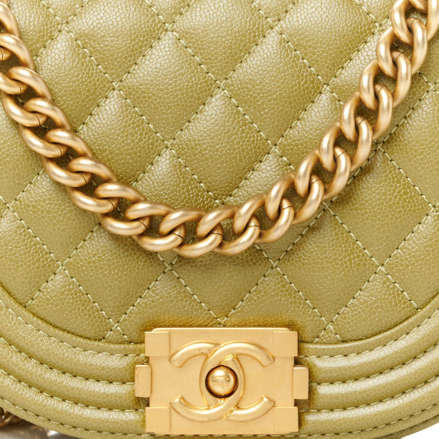 Caviar Quilted Small Boy Messenger Bag Green