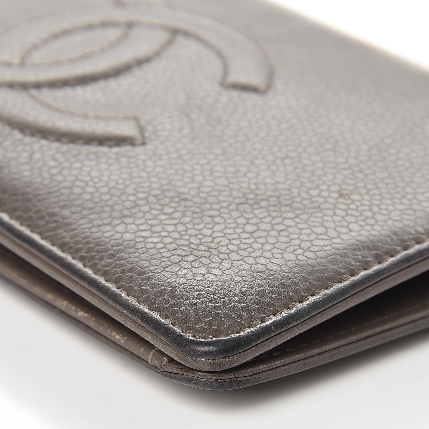 Chanel Caviar Timeless CC Yen Wallet Grey 11 of 14