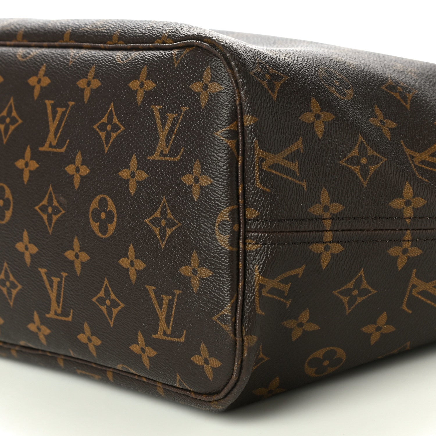 Louis Vuitton Monogram Neverfull MM 9 of 17