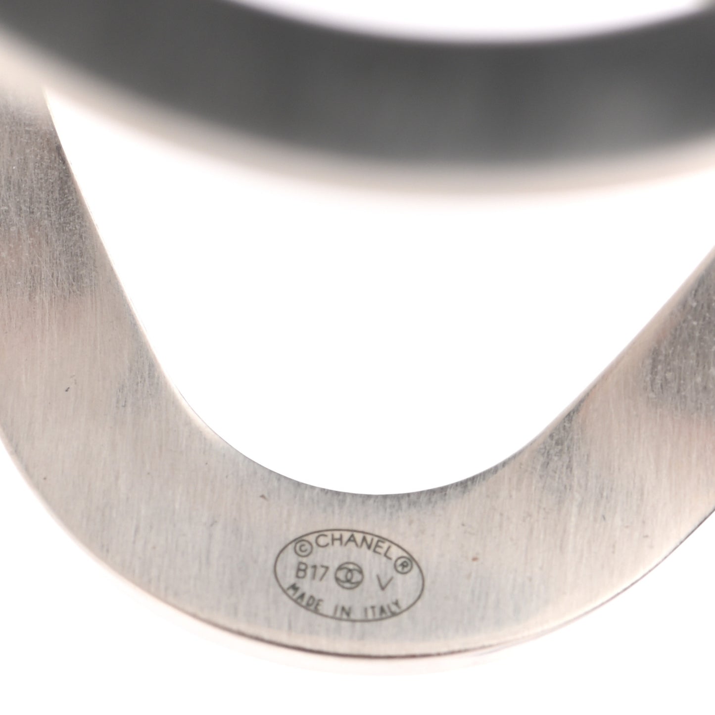 Metal CC Cuff Silver