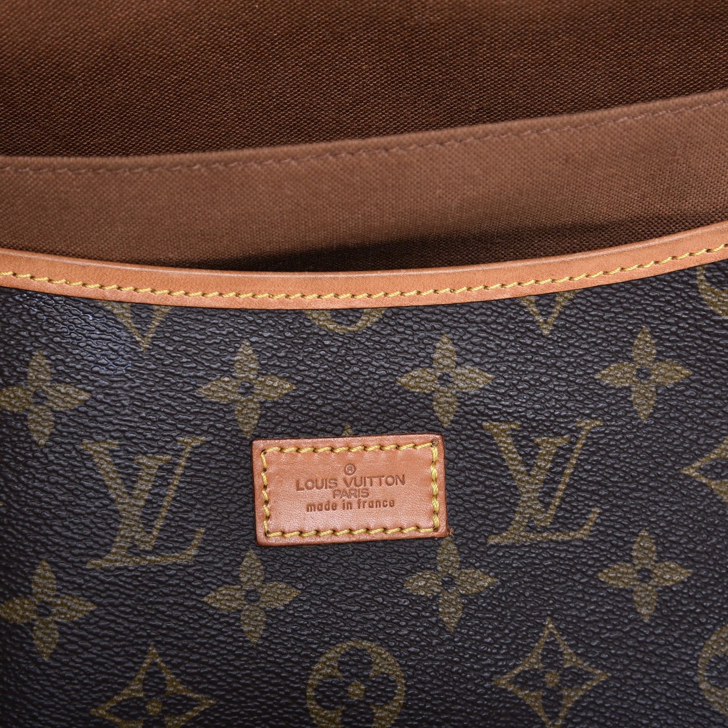 Monogram Saumur 35