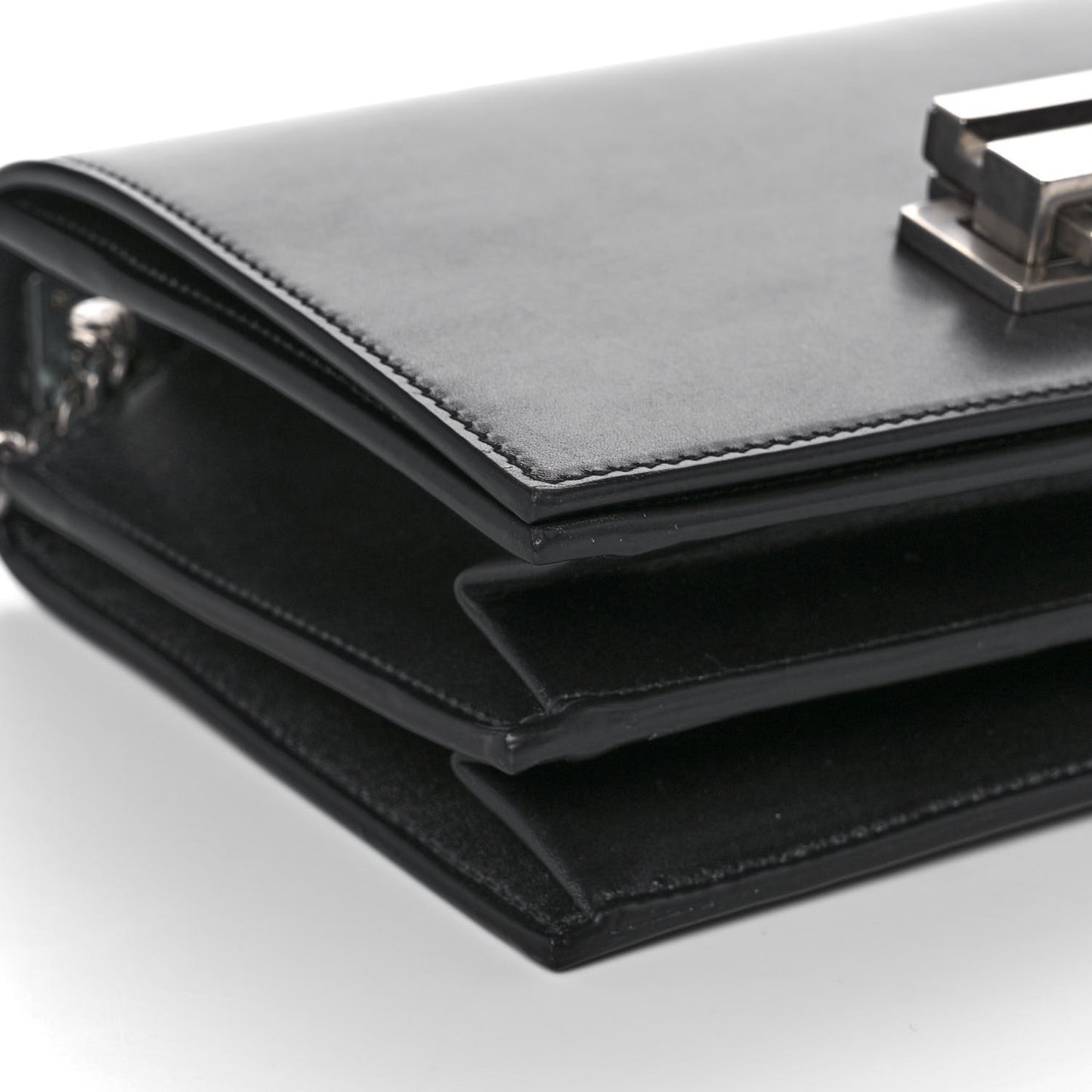 Calfskin Metropolis Chain Shoulder Bag Black