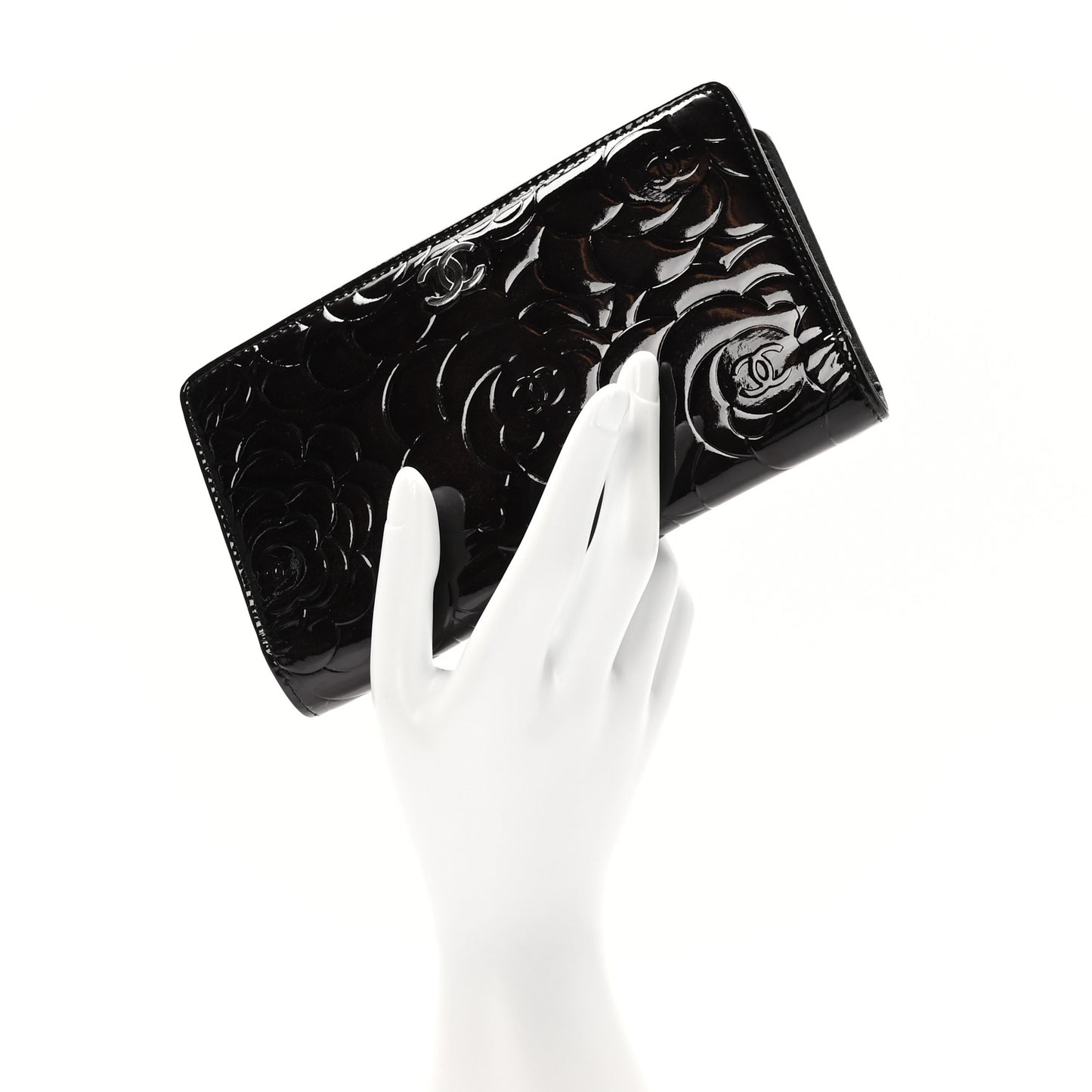 Patent Camellia Embossed Yen Wallet Black
