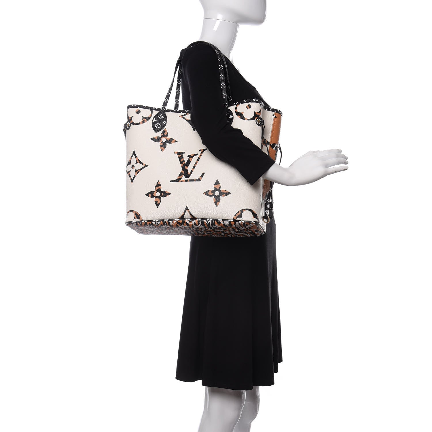 Louis Vuitton Monogram Giant Jungle Neverfull MM Ivory 2 of 12