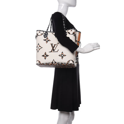 Louis Vuitton Monogram Giant Jungle Neverfull MM Ivory 2 of 12