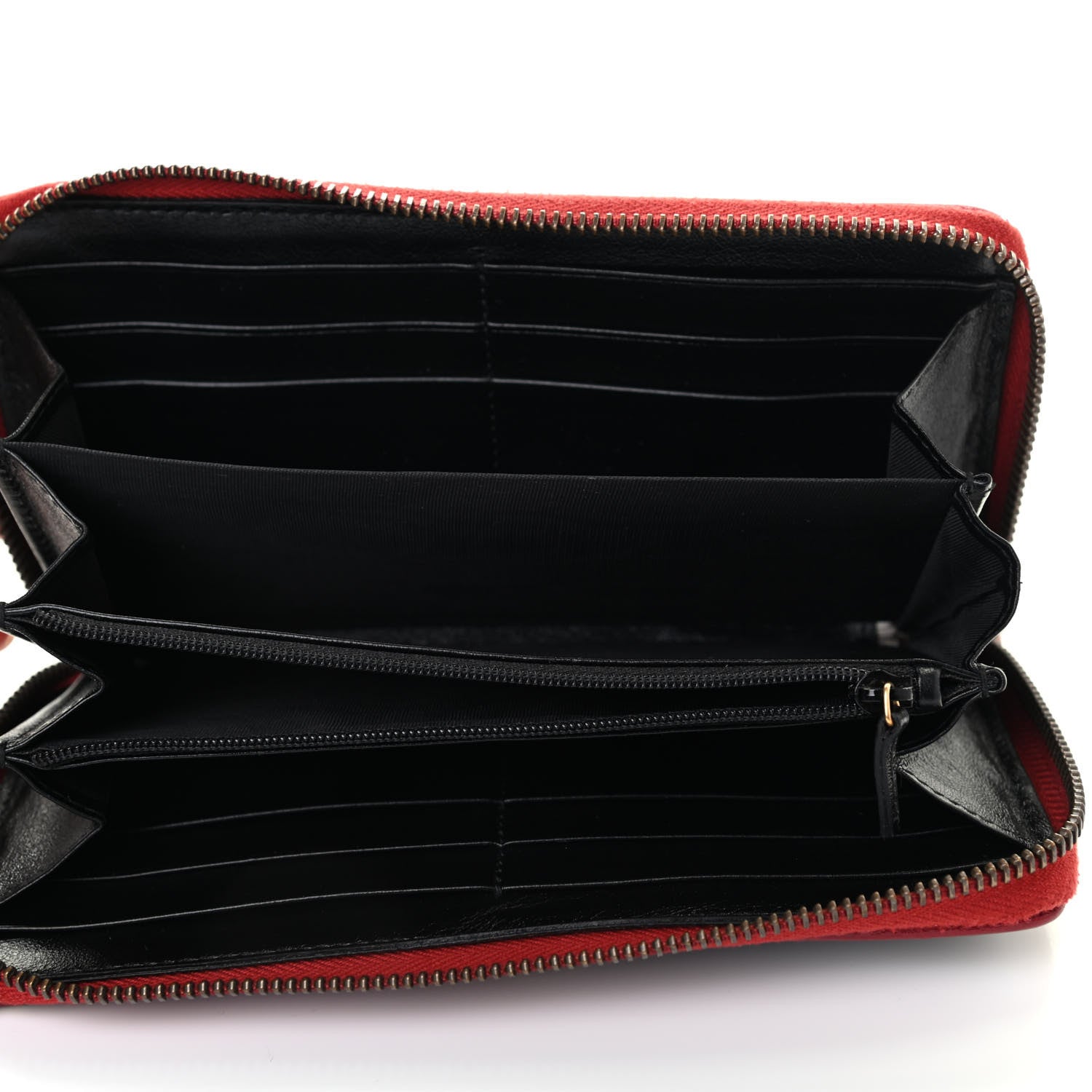 Gucci Vintage Effect Calfskin Matelasse Diagonal Torchon GG Marmont Zip Around Wallet Black Romantic Cherry 5 of 9