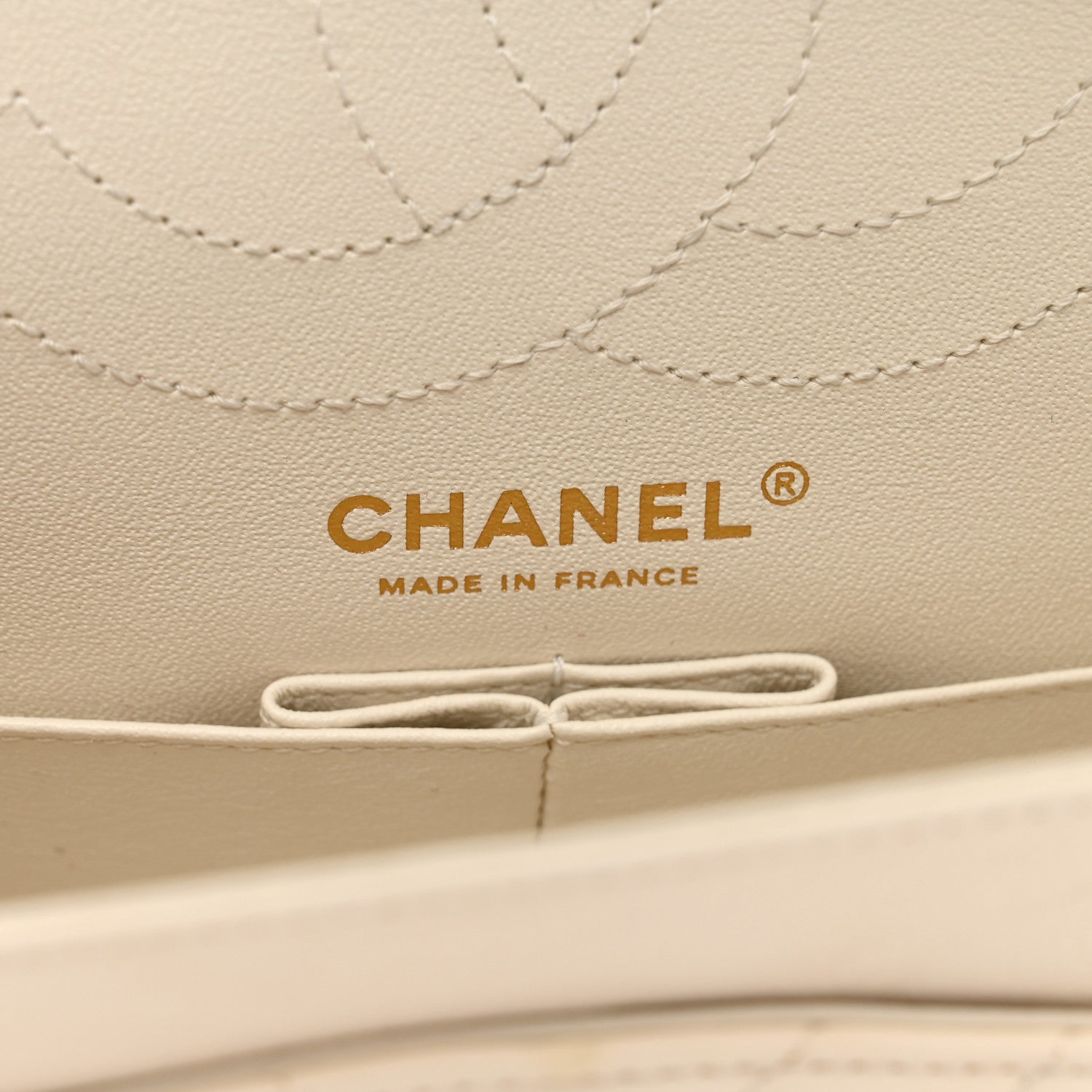 Chanel Aged Calfskin Chevron Quilted 2.55 Reissue 225 Flap White 6 of 9
