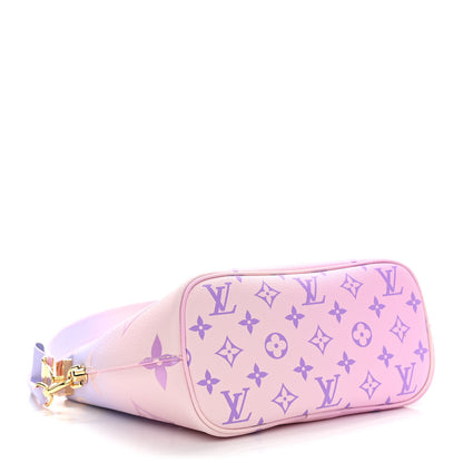 Louis Vuitton Monogram Giant Spring In The City Marshmallow Hobo PM Sunrise Pastel 4 of 10