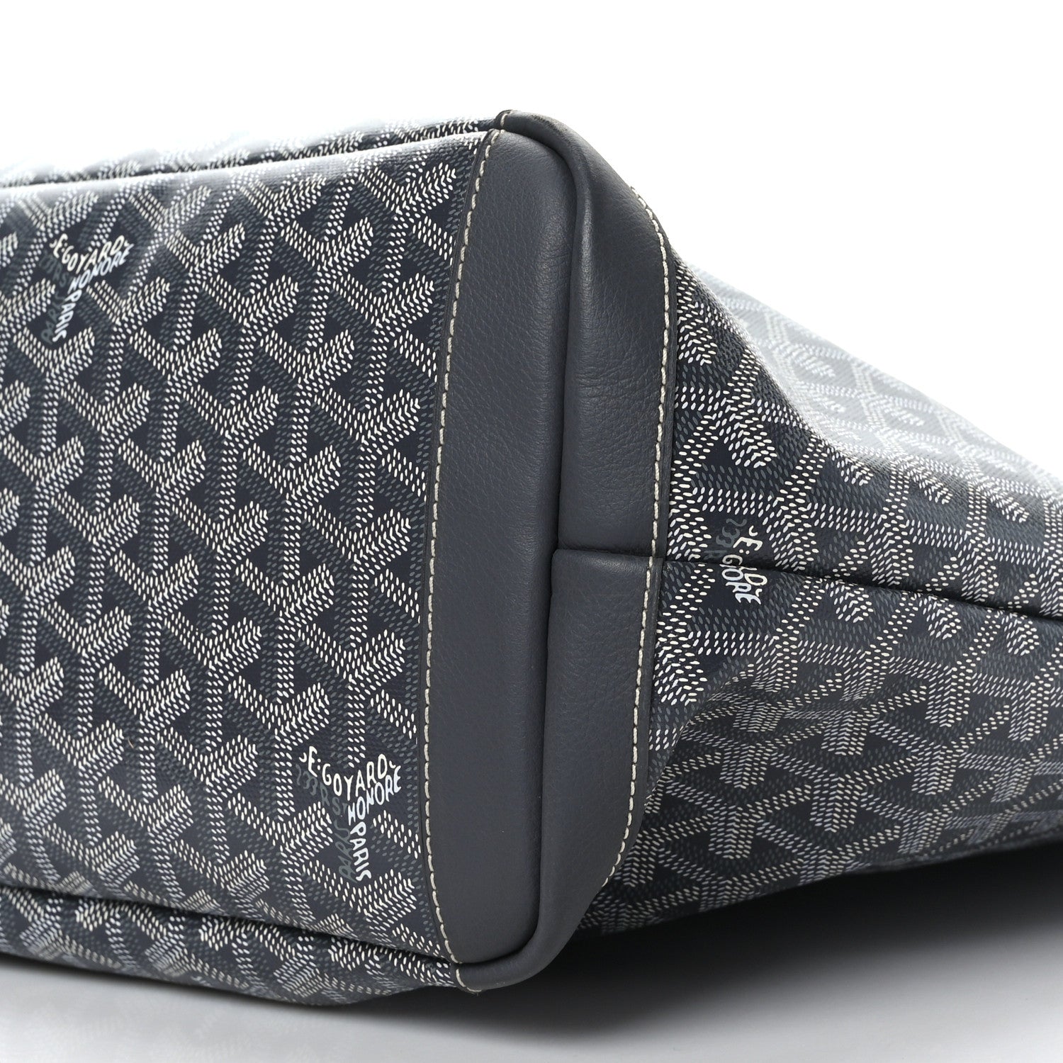 Goyard Goyardine Artois MM Grey 7 of 7