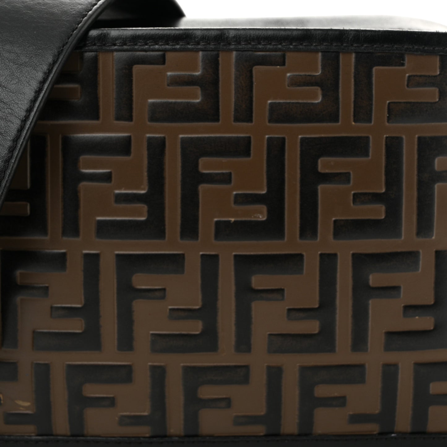 Vitello Century F is Fendi Bi-Color FF 1974 Embossed Camera Case Maya Black