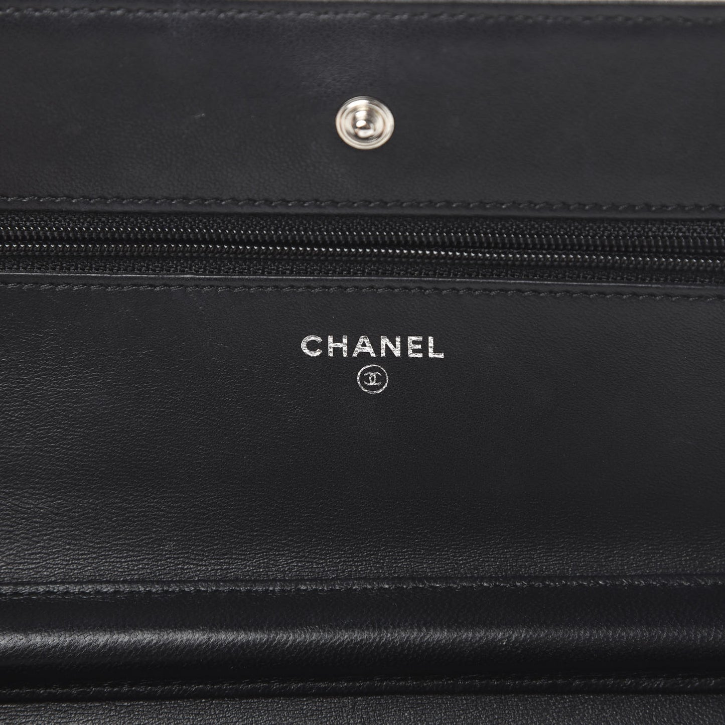 Lambskin Quilted Wallet On Chain WOC Black