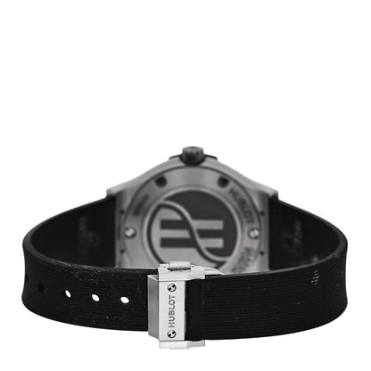 Hublot Titanium Rubber 33mm Classic Fusion Quartz Watch Black 581.NX.1470.RX 3 of 4
