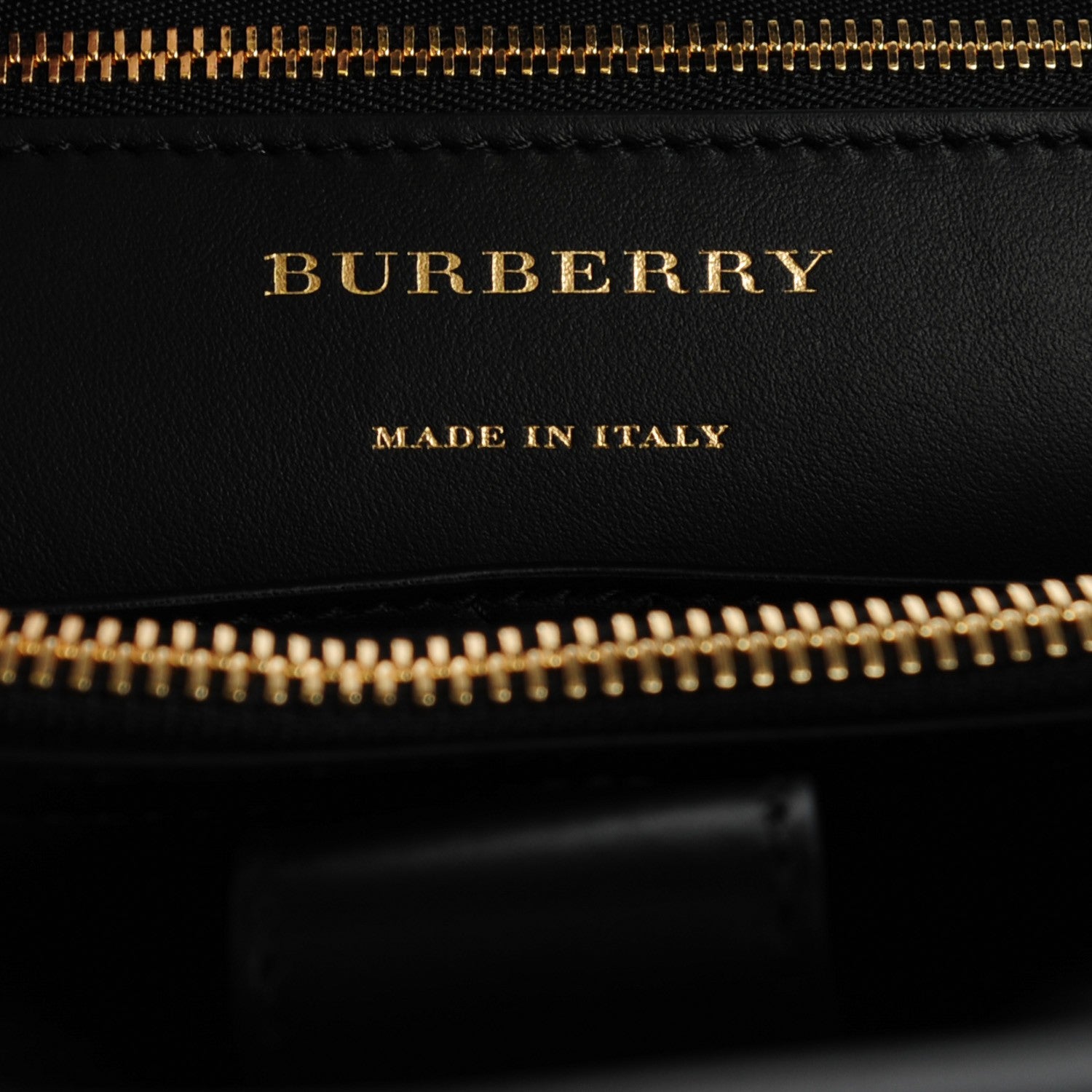 Burberry Smooth Calfskin Saddle Tote Black 6 of 7