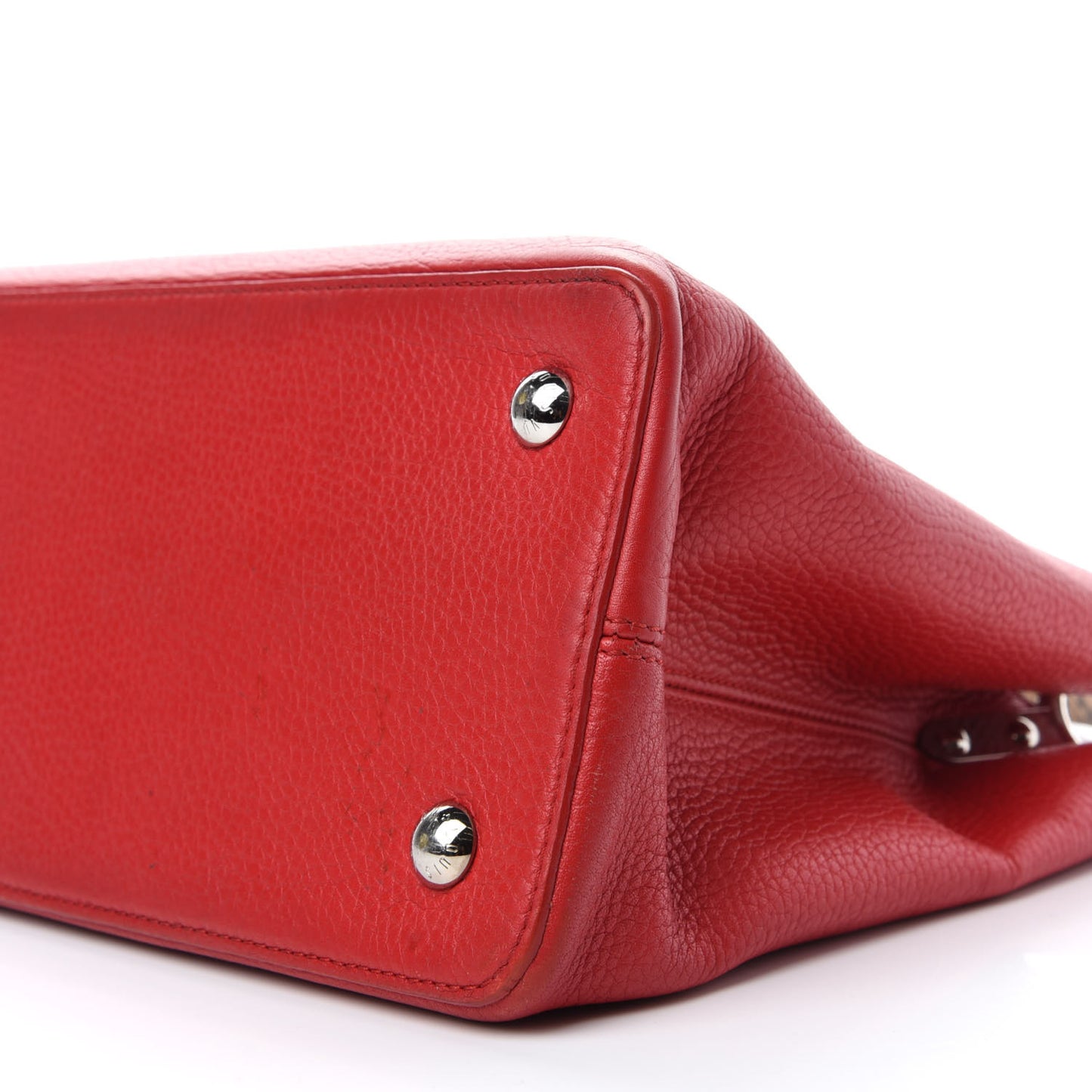 Taurillon Snakeskin Capucines MM Rubis