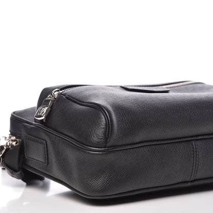 Louis Vuitton Taiga Outdoor Messenger PM Black 7 of 8