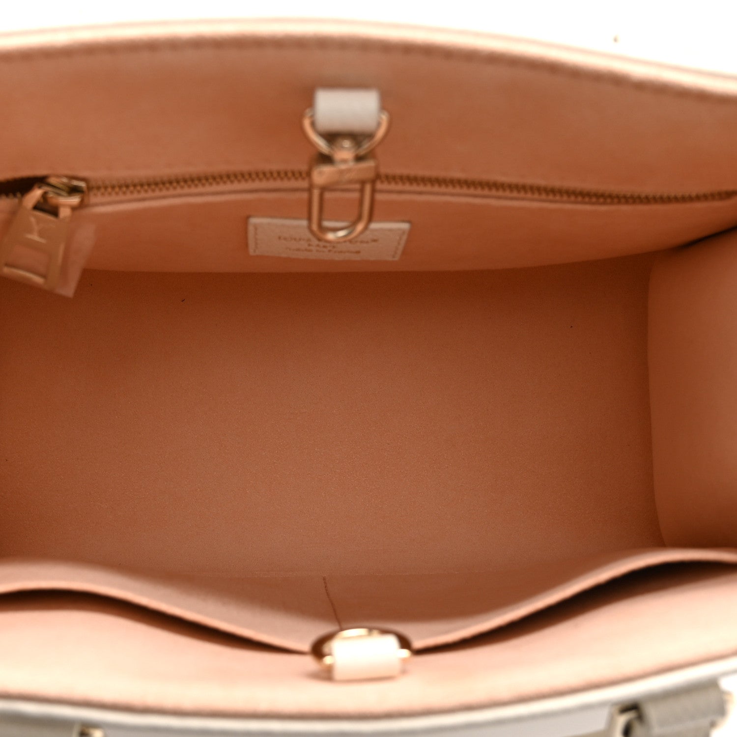 Louis Vuitton Empreinte Monogram Onthego PM Milky White Peach 5 of 9