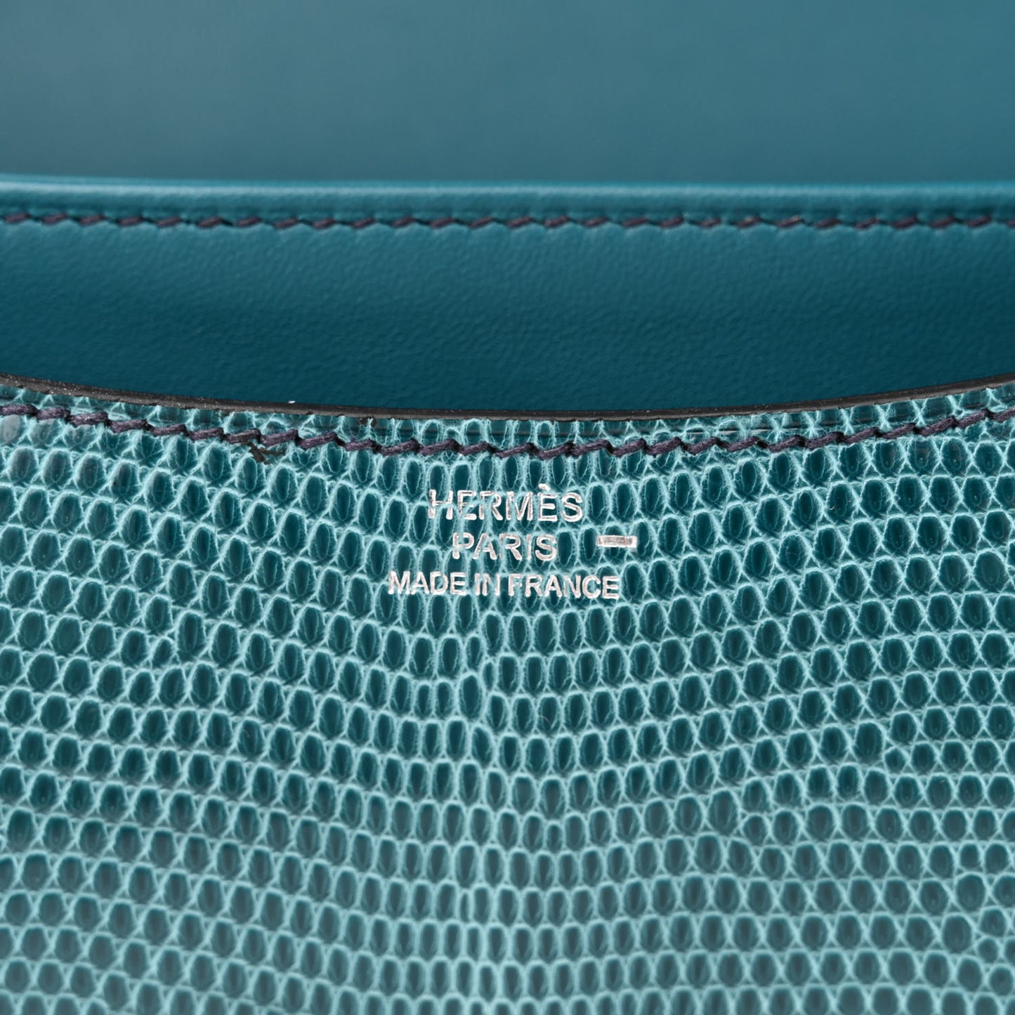 Lizard Constance 18 Bleu Petrole