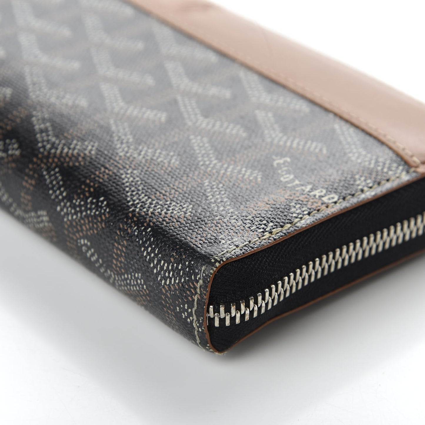Goyardine Matignon Zip Around GM Wallet Black Gold