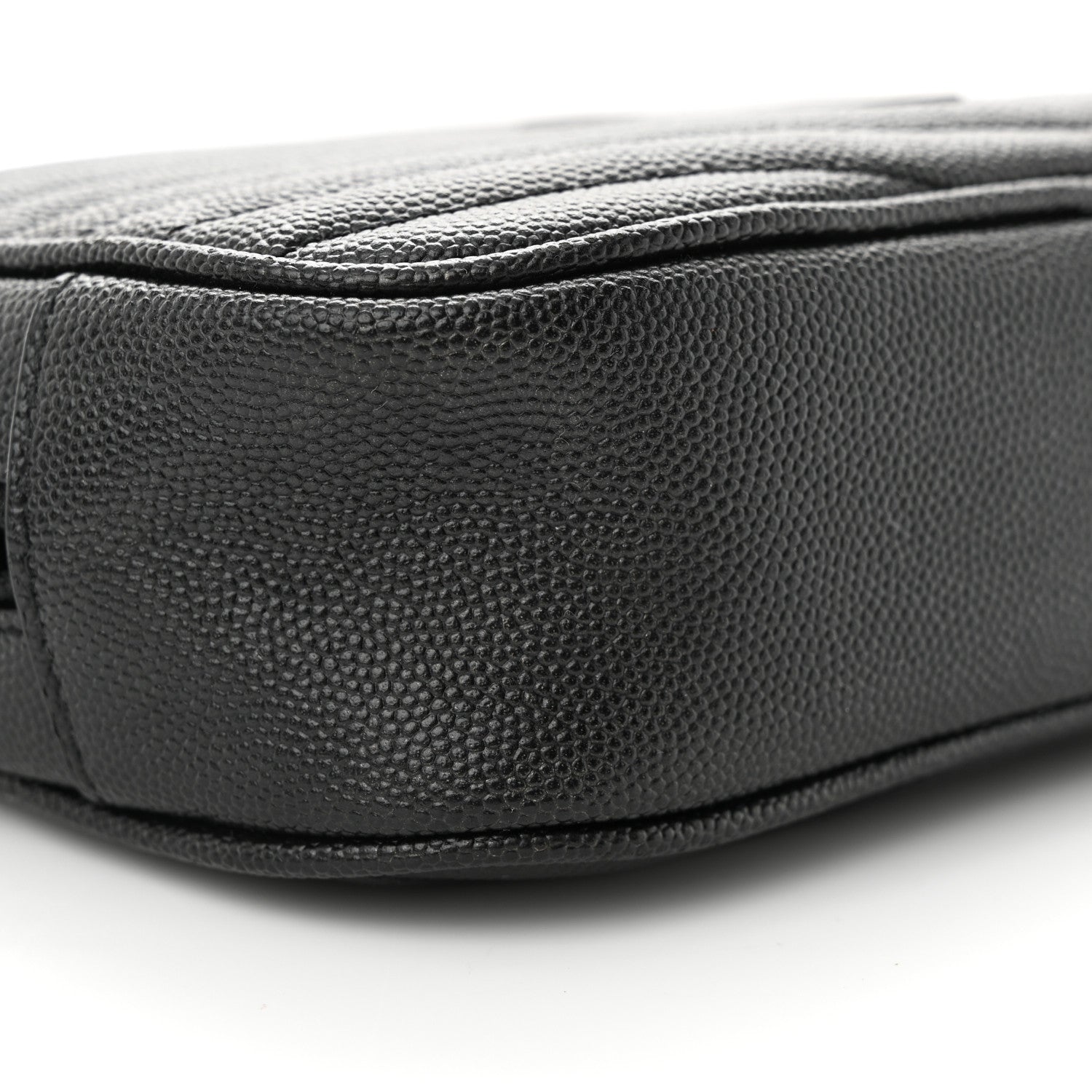 Saint Laurent Grain De Poudre Matelasse Monochrome Monogram Mini Lou Camera Bag Black 9 of 13